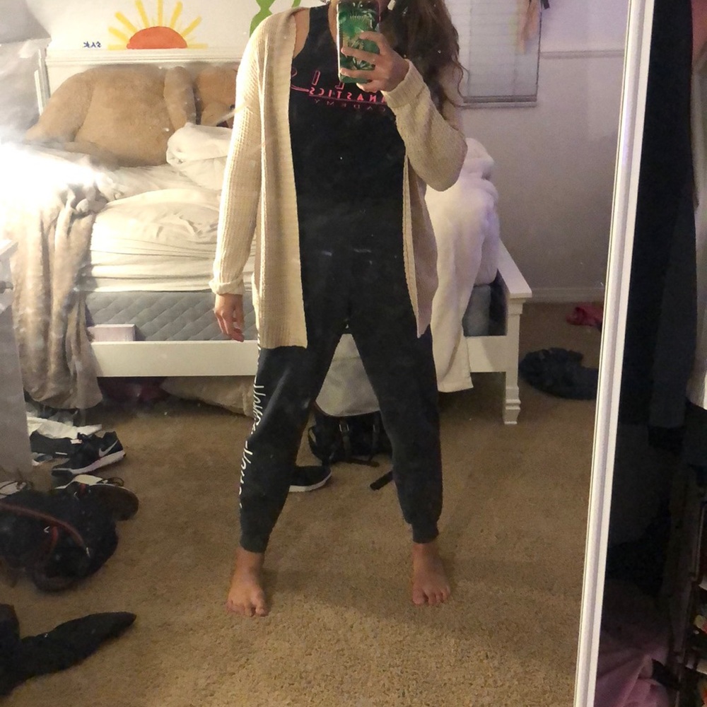 Cardigan! - Picture 2 of 3
